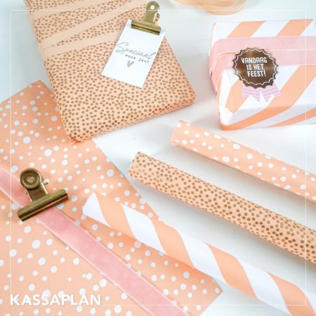 Sfeerfoto - Cadeaupapier Minidots Peach/Gold