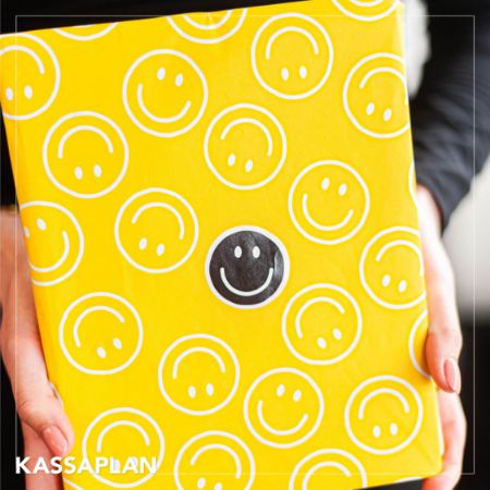 Sfeerbeeld - Wensetiketten Smiley zwart  geel 