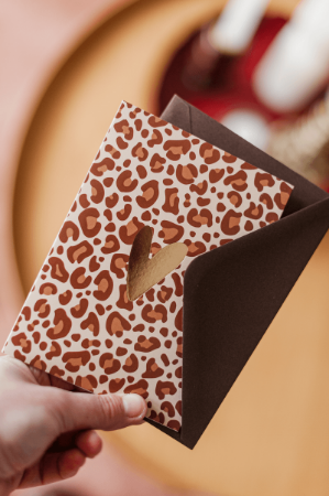 KP® Wenskaarten gevouwen - Leopard beige + hart - 5 stuks