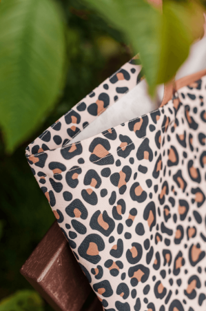 Trendy leopard print strandtas - Grote shopper 65x18x49cm